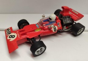 TYRRELL ROJO